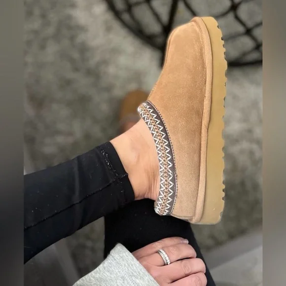 UGG Tasman Slippers - Picture 10 of 16